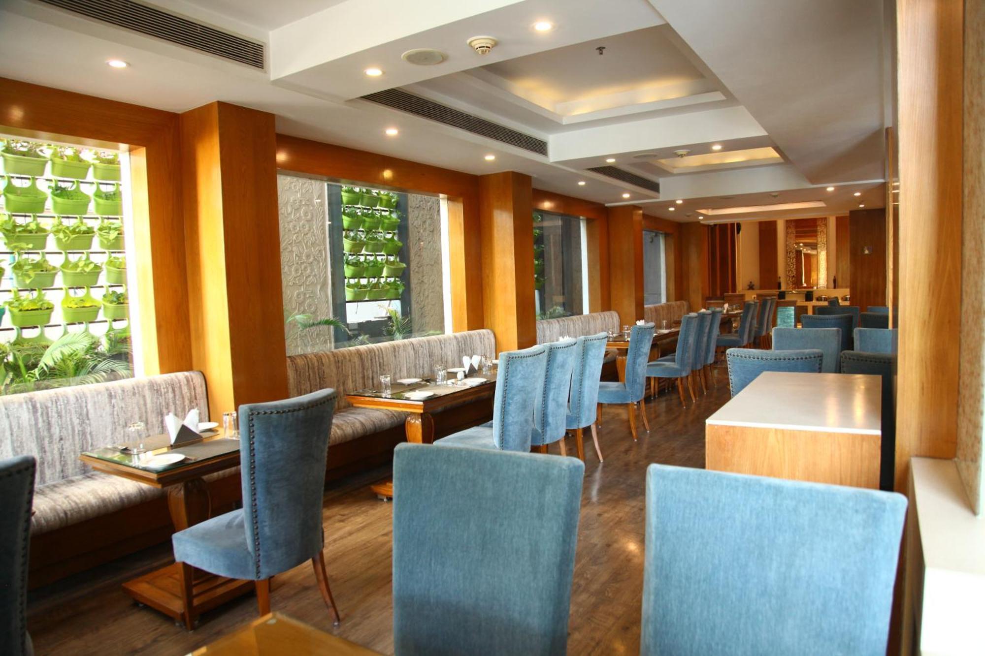 The Place Gurugram, A Member Of Radisson Individuals Gurgaon Eksteriør billede